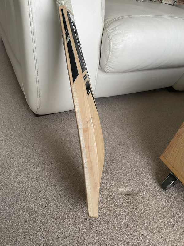 B5CE8BB8-746D-49AB-A216-8CB92B8539AD