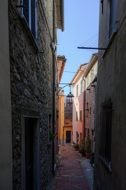 B97613F3-AC39-4E24-A978-F18F37F3FC09