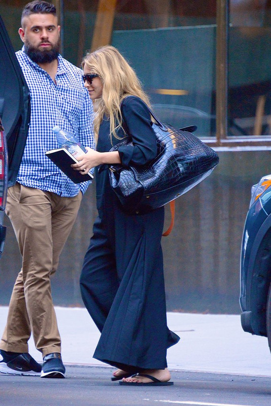 Ashley-Olsen-Black-Flip-Flops-Maxi-Dress-July-2018
