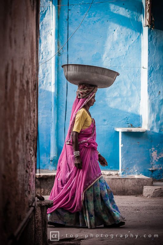magentawatercarrier.jpg