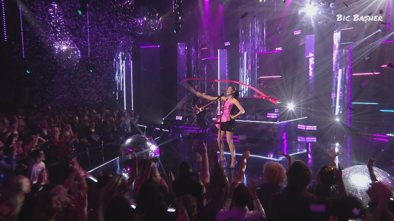 Sophie Ellis-Bextors New Years Eve Disco_20241231_23300000.ts_snapshot_29.45.303