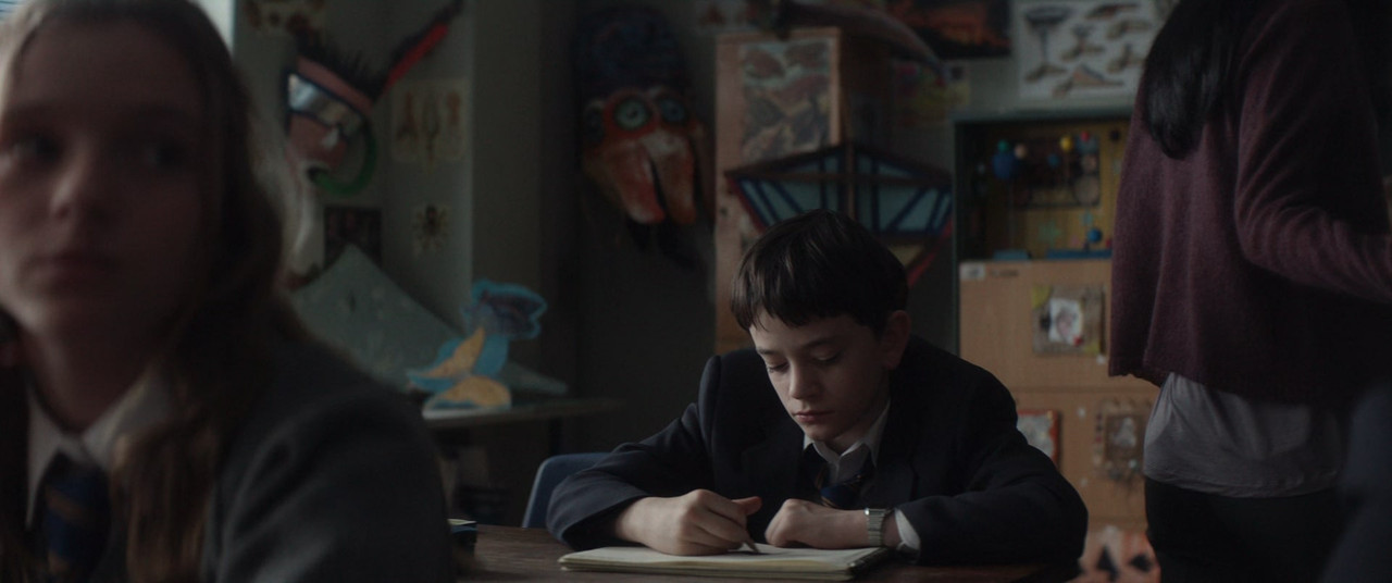 A.Monster.Calls.2016.1080p.BluRay.x265.HEVC.10Bi