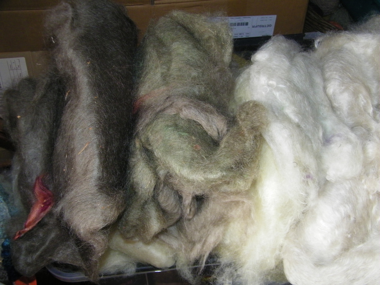 https://i.postimg.cc/WzLDffLY/mohair-carde-couleurs-vegetales-(11).jpg