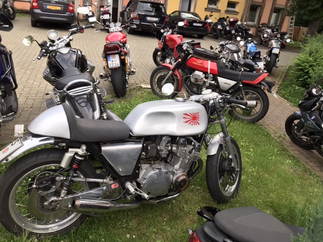 36D89955-8E61-42F1-9F42-690A3D660543