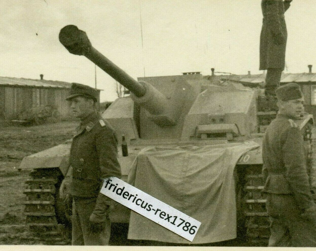 J1 Foto 1 Sturmgeschütz StuG Abt. Luftwaffe Panzerjäger Jagdpanzer TrÜbPl 10.44