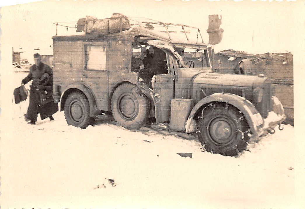 Funkwagen Kfz.17 mit Antenne Chugun Kalmückenste