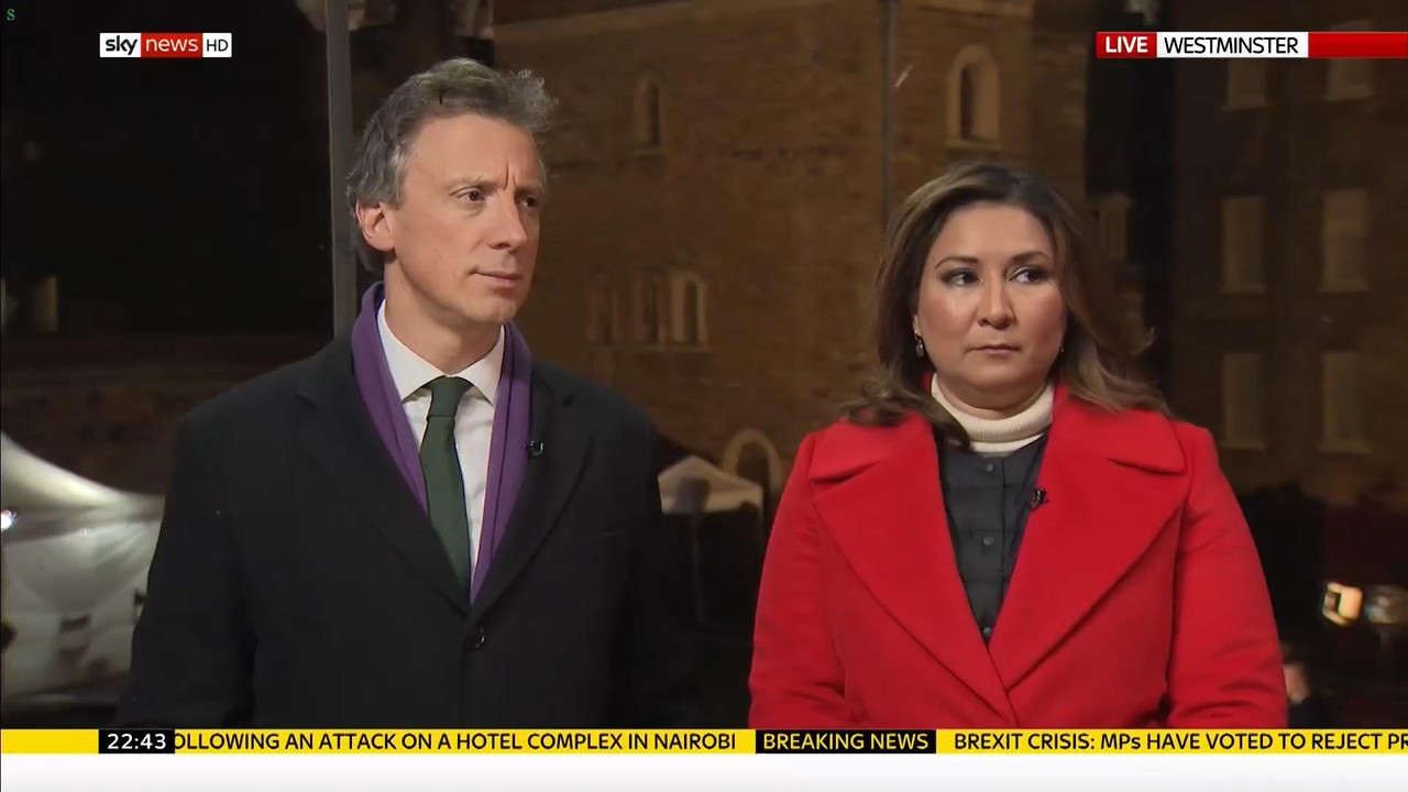 15 January - 22.00.00 - Sky News At 10. Anna Botting with the ma