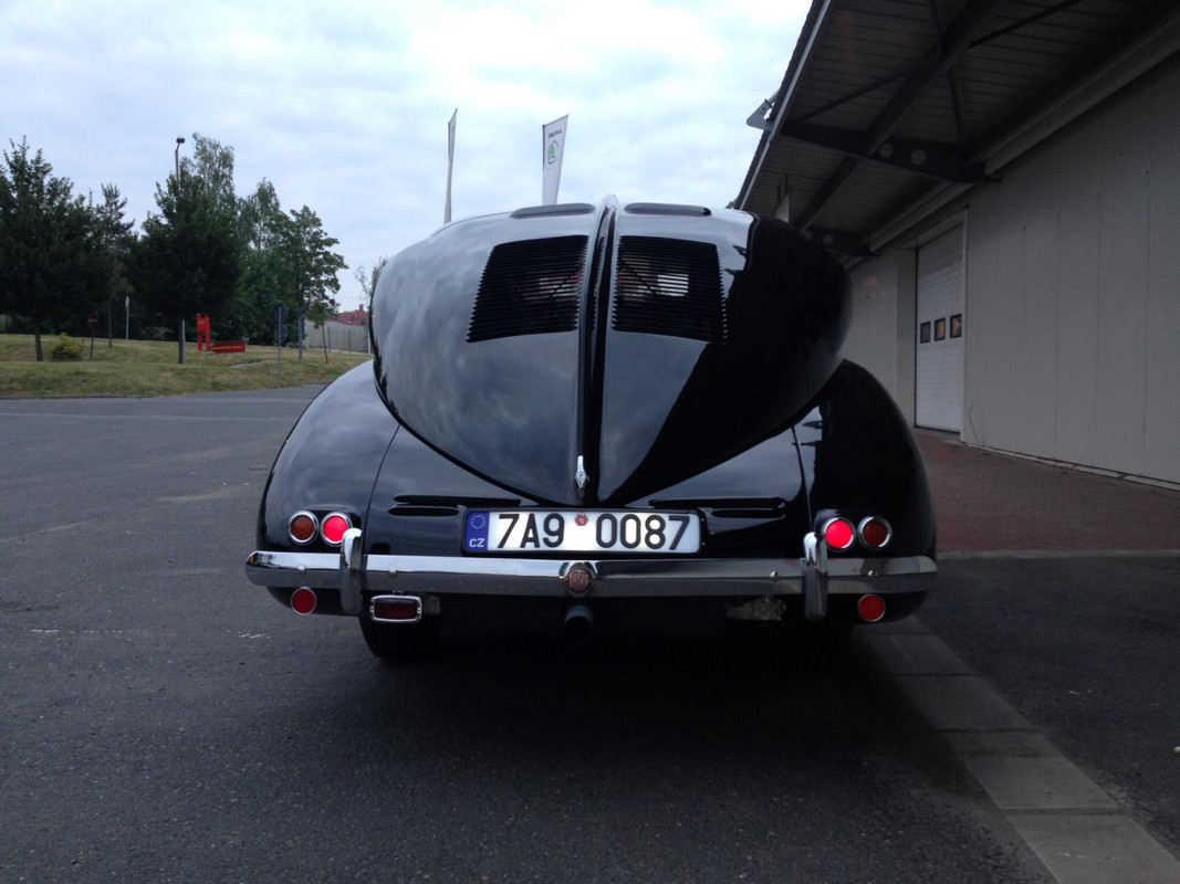 136DD00A-5567-408A-ACD9-14B8C3D4C585