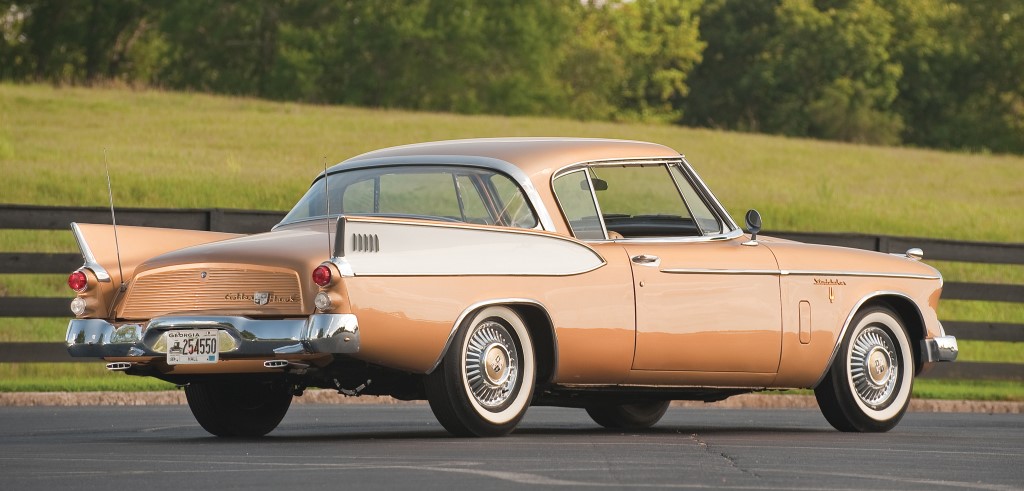 Studebaker-Golden Hawk
