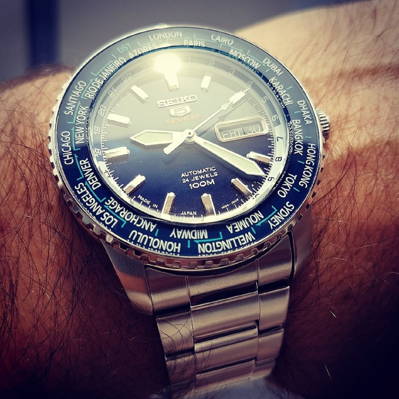 Seiko 5 Sports SRP125 World Time Cal. 4R36 Auto 100M (1)