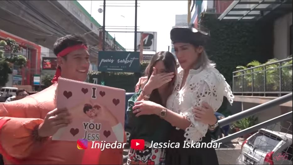 Nia Ramadhani nangis lihat surprise Richard untuk Jessica