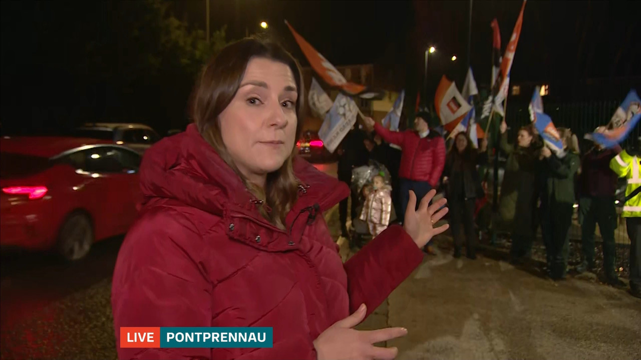 12.21 - 18.00.00 - ITV News Wales at Six..ts_snapshot_09.49.990