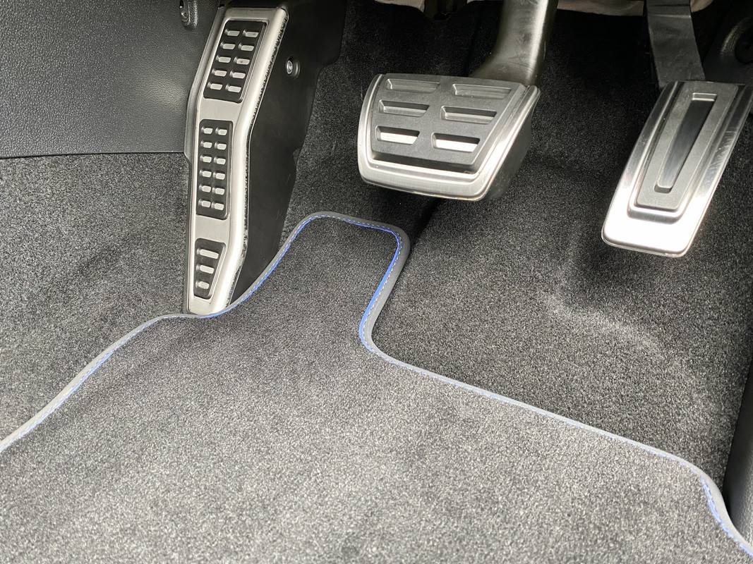 37A7C79A-4E0B-4213-831B-89C353B95467