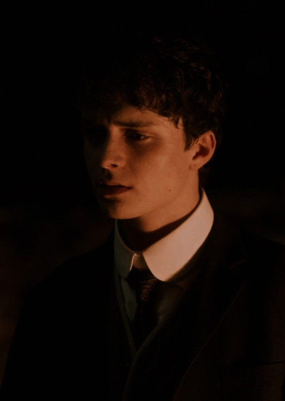 BLAISE DALYOHA (quel bg !) BLAISE DALYOHA (quel bg !)