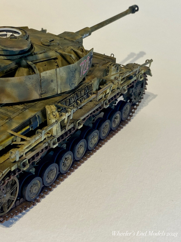 1-35-Border-Model-Panzer-IV-Ausf-J0007.j