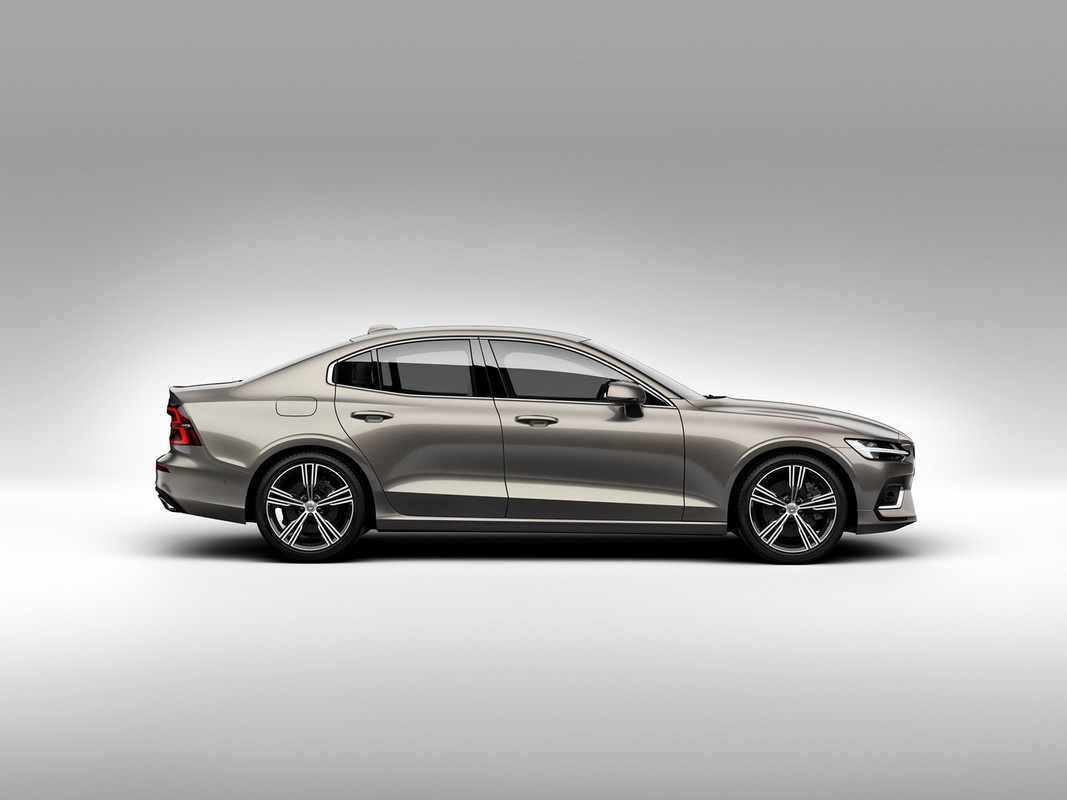 2019 Volvo S60 (76)