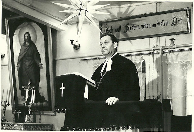 пастор Мюллер 1976