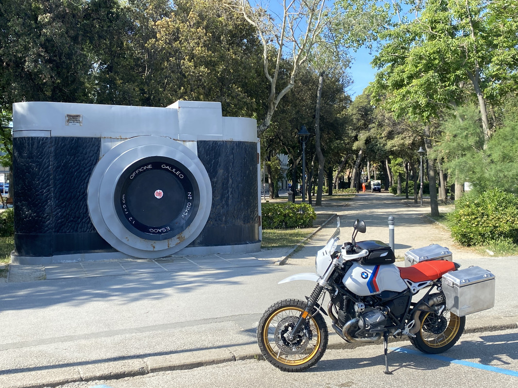 11997F2C-503D-473E-8614-57551C16692A