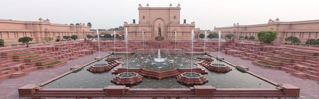 Akshardham-Water-Show-Banner-1800x562