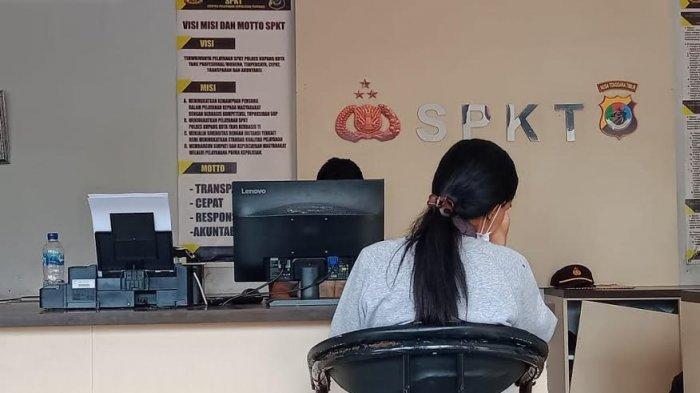 Korban pengguntingan celana oleh dosen