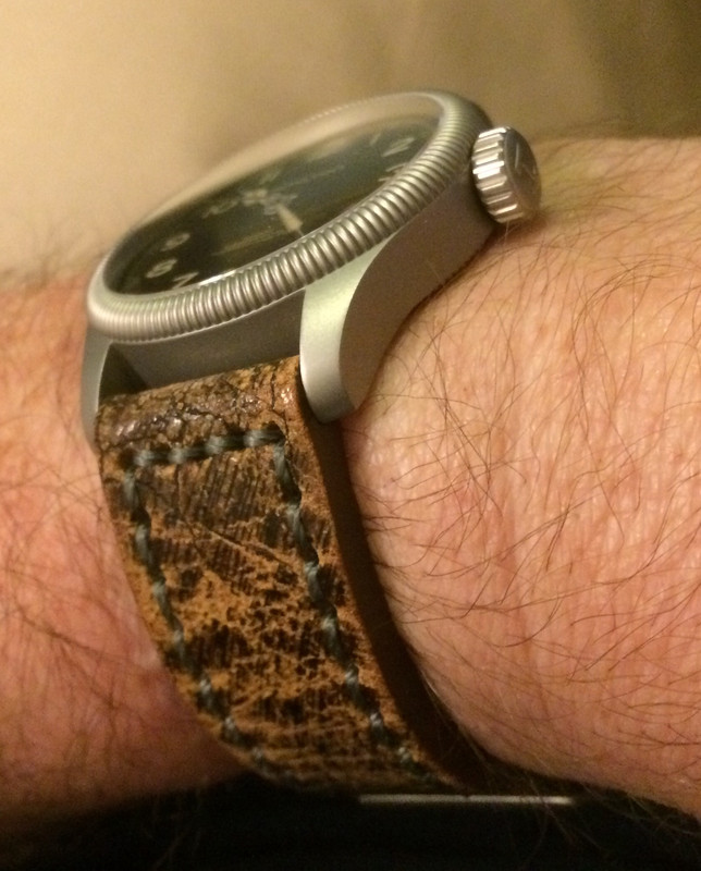 D58648BC-BEFA-4B5B-AAD5-8304E0BE9ED5