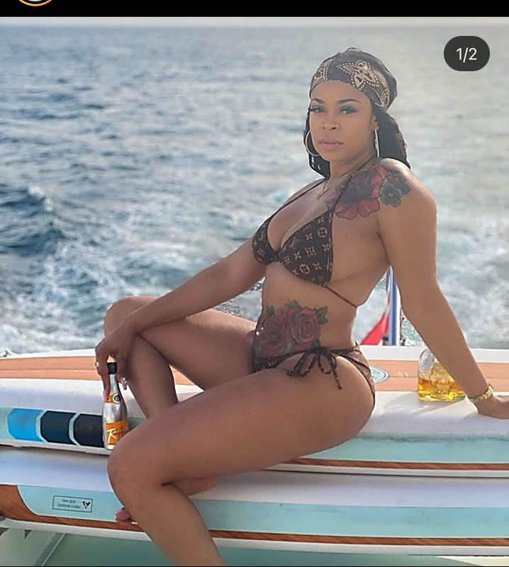 9857E7FF-4610-4C79-AE60-13C85650BFEB