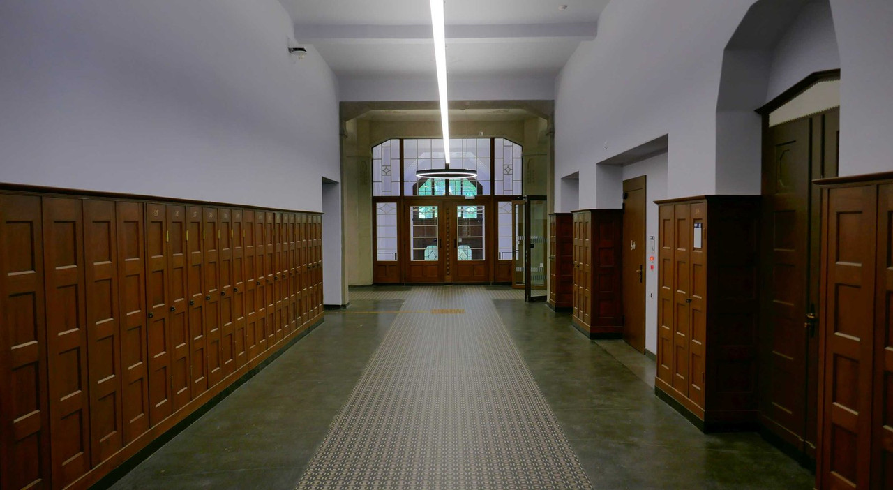 Bild: https://i.postimg.cc/WzfKshWy/P1310063.jpg