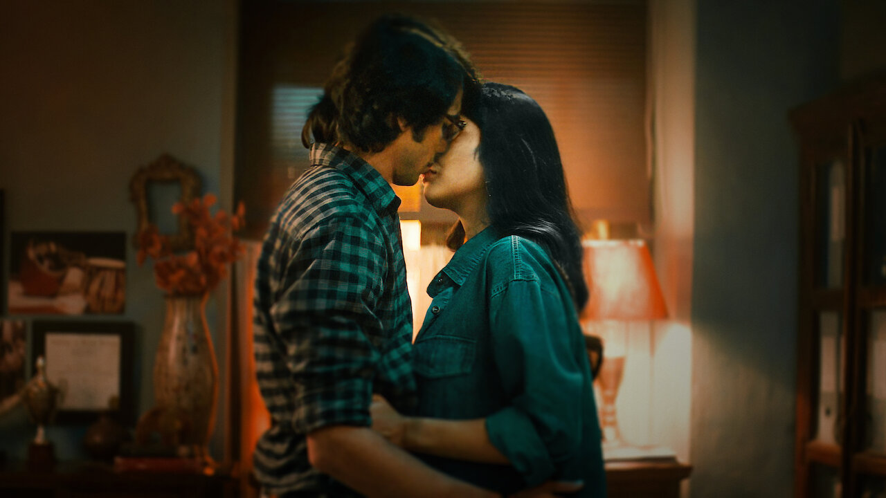 Tooth Pari When Love Bites (2023) Hindi Season 1 (Netflix)