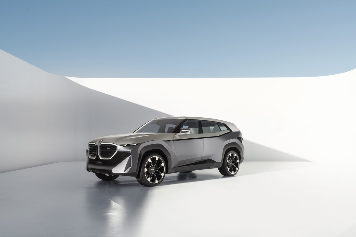 P90445541_highRes_bmw-concept-xm-studi