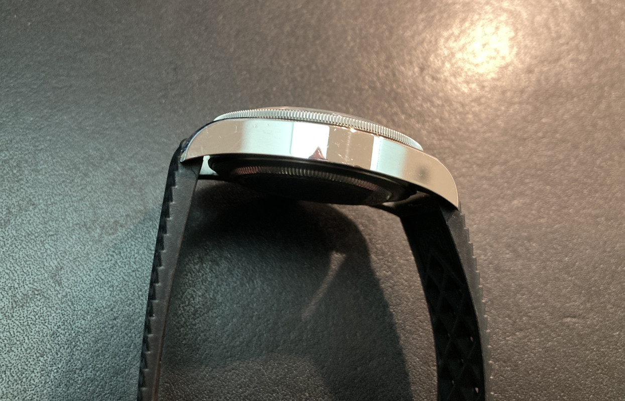 9F845D96-4FCA-47BC-9167-0A14F6E96D2D