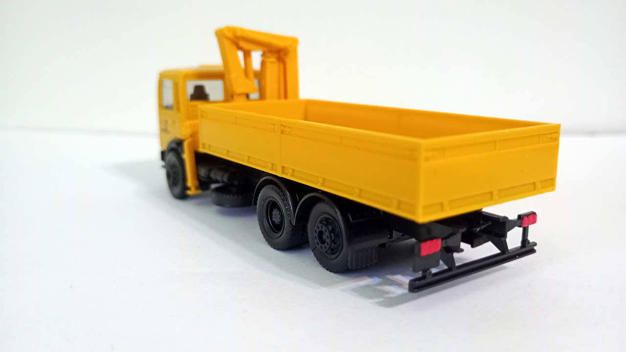Mach (3324)