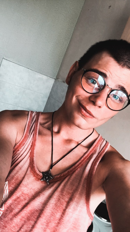 C624A0B6-291F-445E-8D15-C8D6FC1A5852