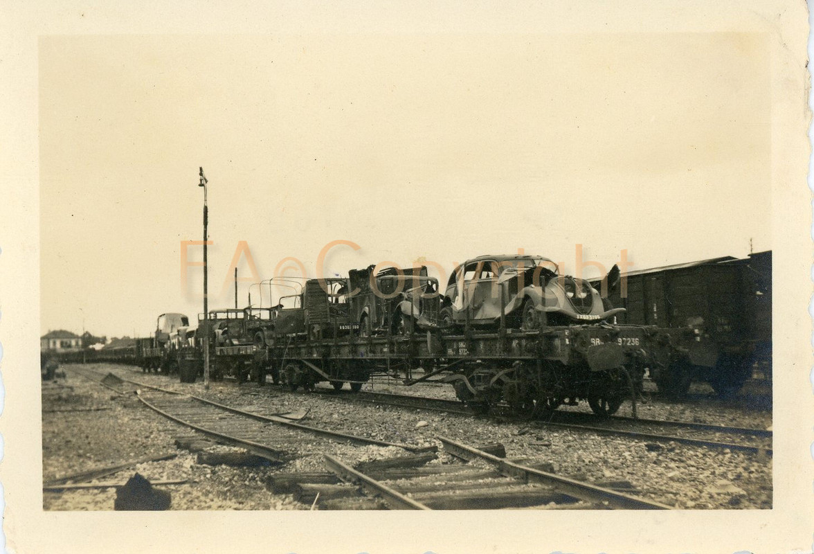 Frankreich PKW Auto Wagen Kämpfe Foto