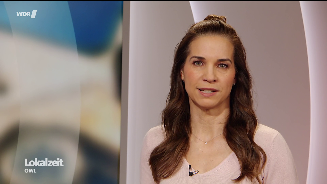 Kristina Sterz WDR Lokalzeit OWL 12 03 2026 112X Caps 20