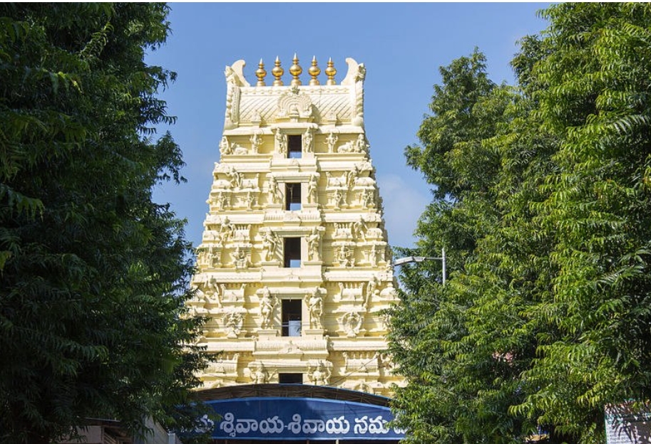 శ్రీశైలంలో మహాశివరాత్రికి ఏర్పాట్లు. శ్రీశైలంలో మహాశివరాత్రికి ఏర్పాట్లు.