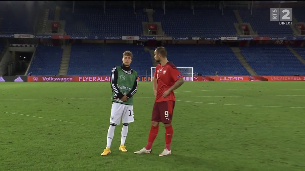 686D2EF2-9203-4603-A635-CBC9244BA335