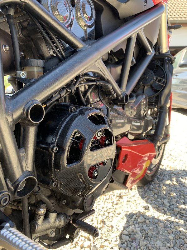 1E991FC1-493B-471B-B62A-B1A1A62C84E1