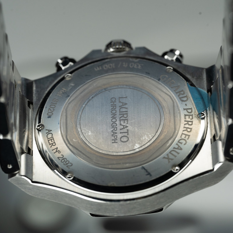 Girard-Perregaux Laureato Chronograph 42 - Image 13
