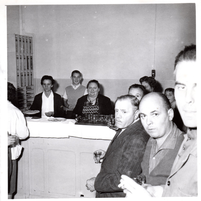 1961-10-04 18h Renault R4 présentation (7) -1961 11-04 photos Albanesi