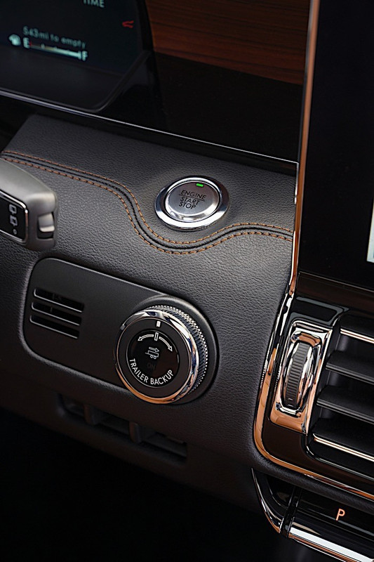 2020 Lincoln Navigator (3)