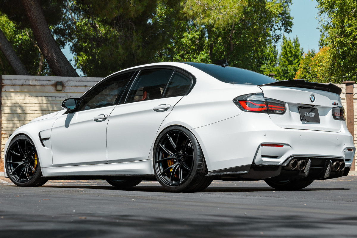 52266018179_fcfe479bc5_h