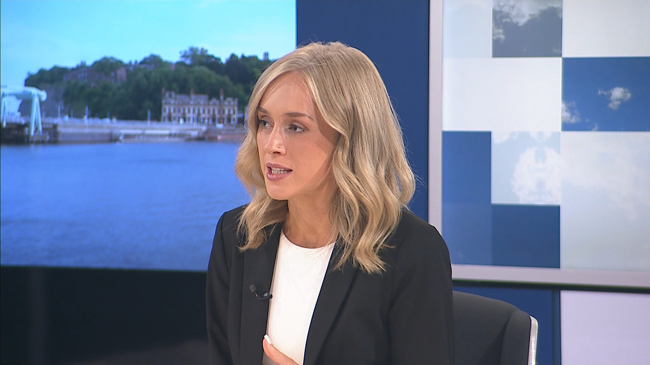 10.05 - 18.00.00 - ITV News Wales at Six..ts_snapshot_11.09.572