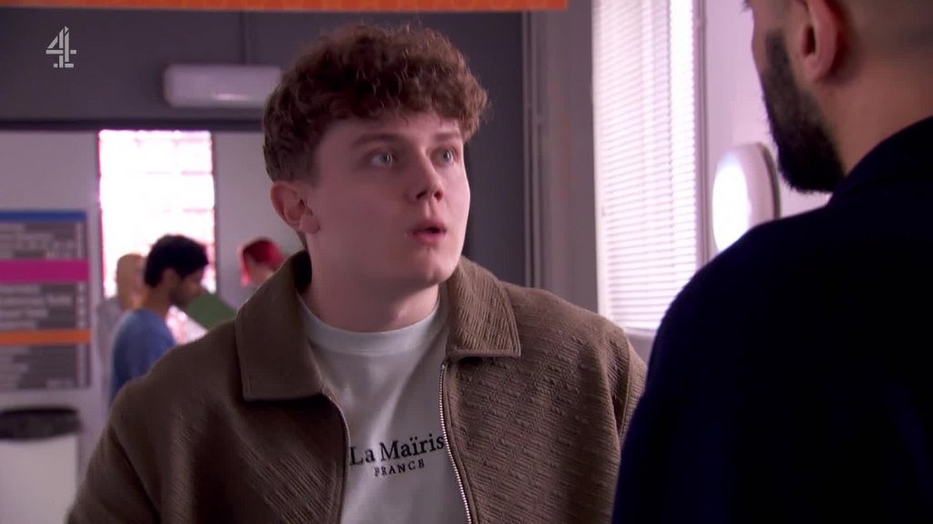 [Image: pgq5dw9zw29g.jpg]