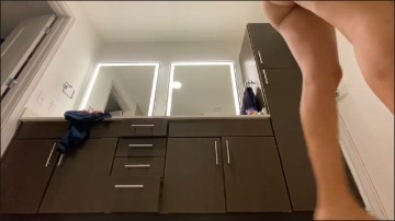 [Image: Voyeur58865102544.jpg]