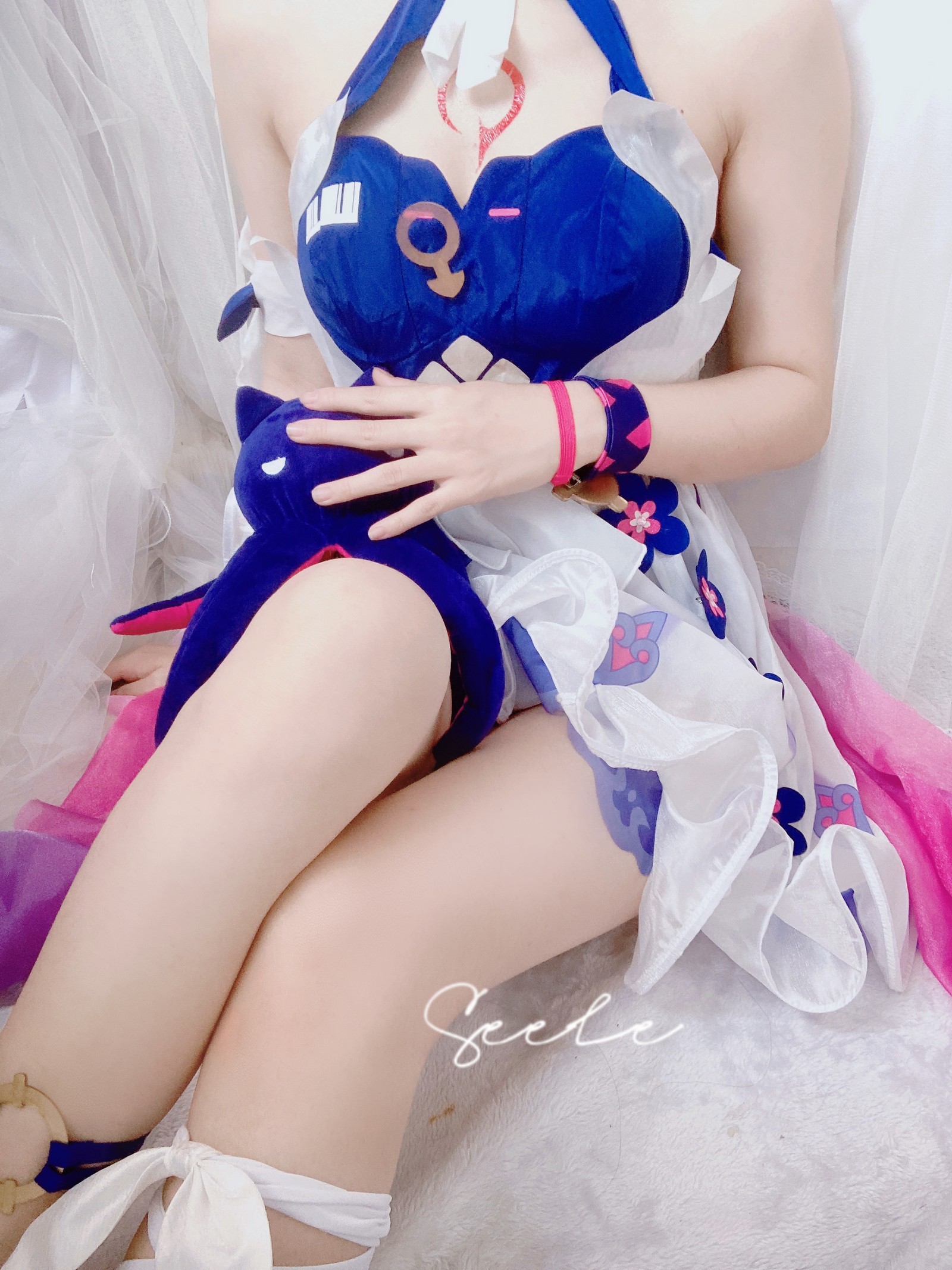 Seele麦麦希儿彼岸浪花 Cosplay｜海边主题高清写真（102P-532MB）插图3