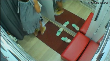 [Image: Voyeur19295103908.jpg]