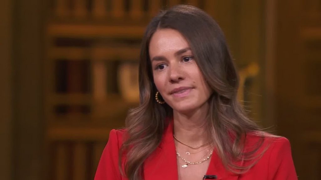 [Image: hj1b90yccxu3.jpg]