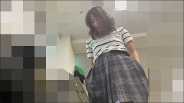 [Image: Voyeur17045081219.jpg]
