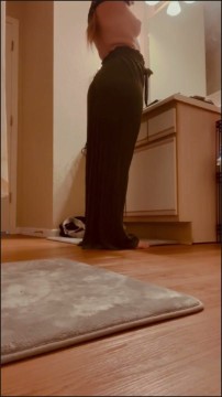 [Image: Voyeur60195120900.jpg]