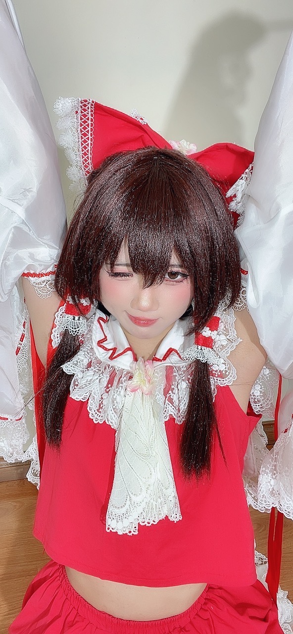 PoppaChan Reimu Hakurei Cosplay (Touhou Project) – 111 Photos 14 Videos 1.13GB插图4
